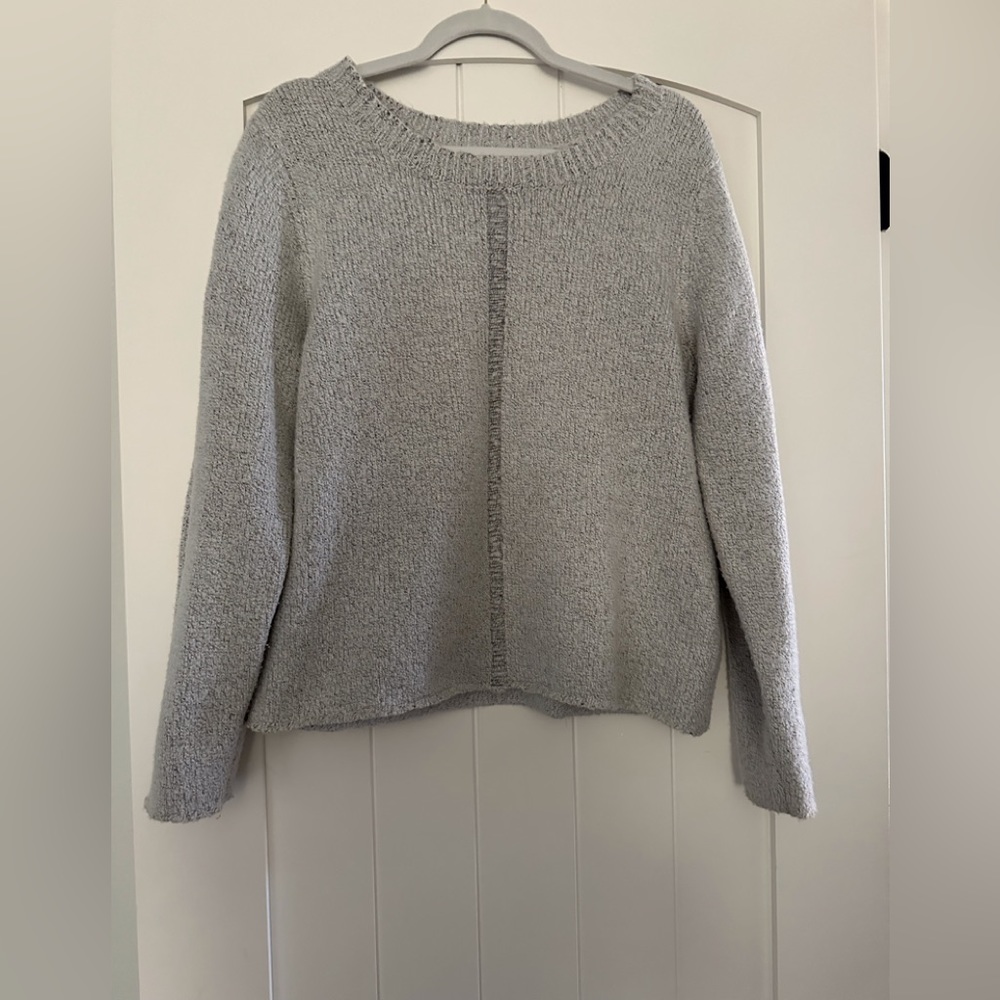 Neutral gray sweater Suze m/l Fri Feel the Piece.  Super soft and comfortable!